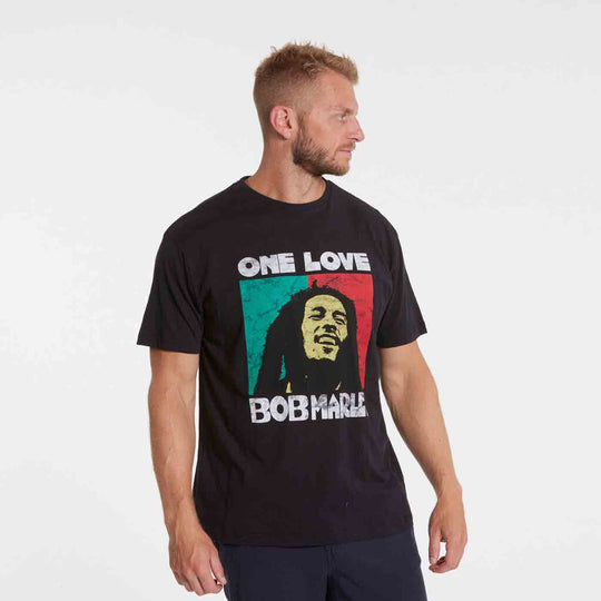 Schwarzes Bob Marley T-Shirt Übergröße mit farbigem Print und One Love Schriftzug von Allsize