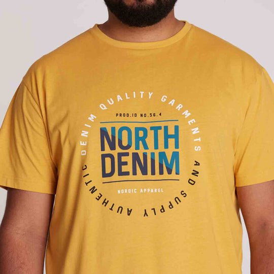 Gelbes T-Shirt mit North Denim Druck für t-shirt übergröße herren von Allsize