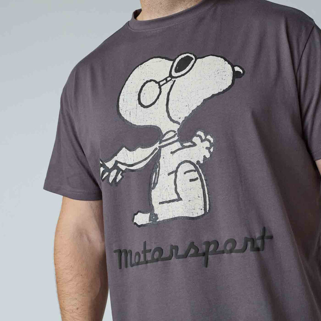 Peanuts T-Shirt Herren Übergröße mit Snoopy Motorsport Druck in grauer Farbe von Allsize