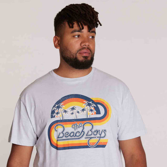 Allsize T-Shirt mit The Beach Boys Druck in weiß für moderne herrenmode